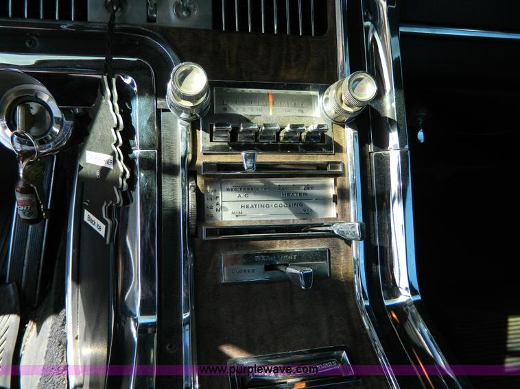 image for item AL9992 1966 Ford Thunderbird