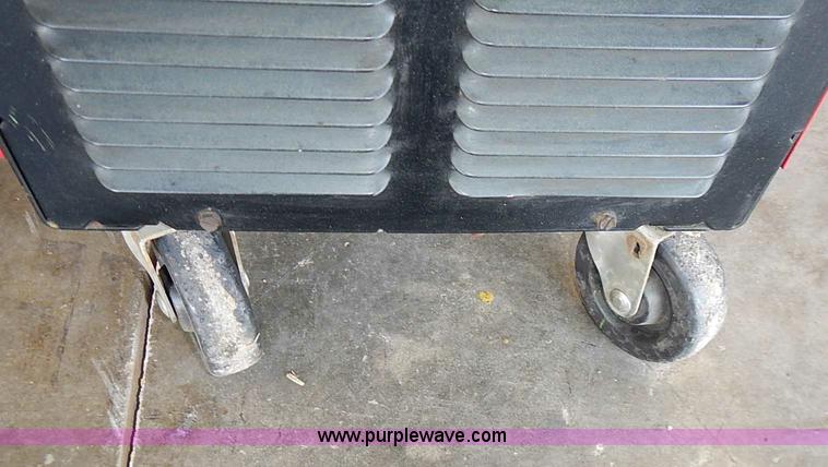 image for item AZ9988 Lincoln Electric Power Mig 215 welder