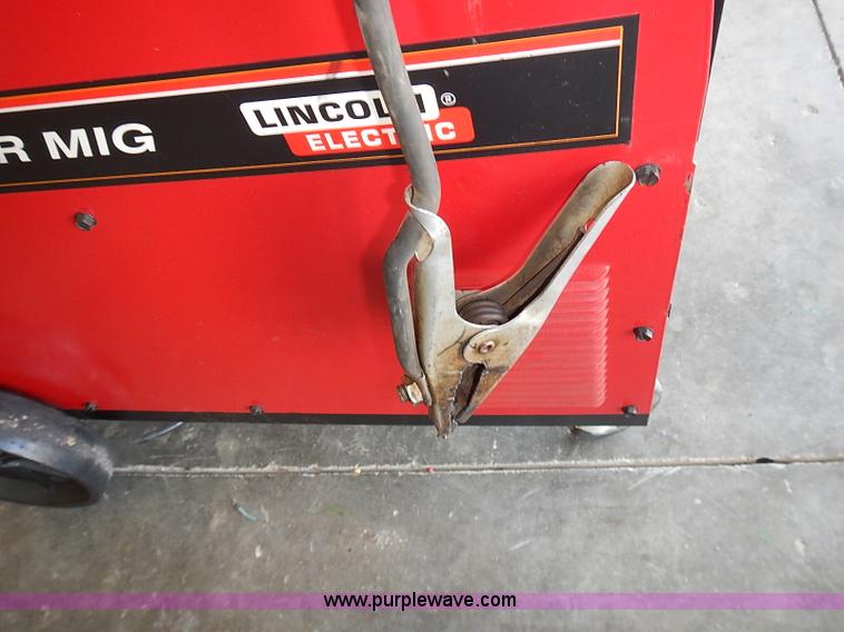 image for item AZ9988 Lincoln Electric Power Mig 215 welder