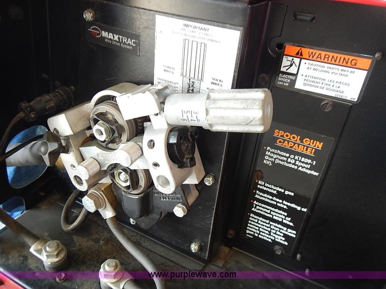 image for item AZ9988 Lincoln Electric Power Mig 215 welder