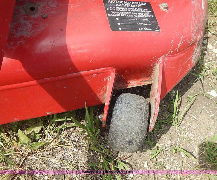 image for item AZ9994 2006 Toro Proline 30441 ZTR walk-behind lawn mower