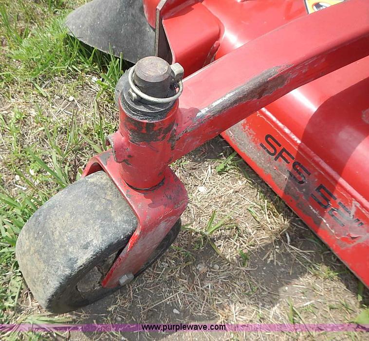 image for item AZ9994 2006 Toro Proline 30441 ZTR walk-behind lawn mower
