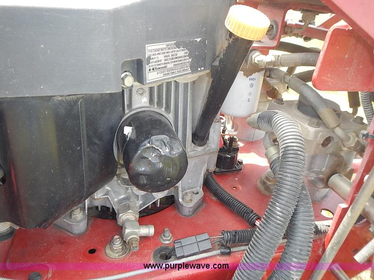 image for item AZ9994 2006 Toro Proline 30441 ZTR walk-behind lawn mower