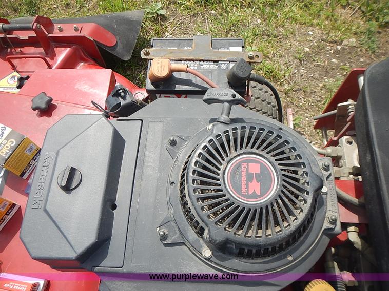 image for item AZ9994 2006 Toro Proline 30441 ZTR walk-behind lawn mower