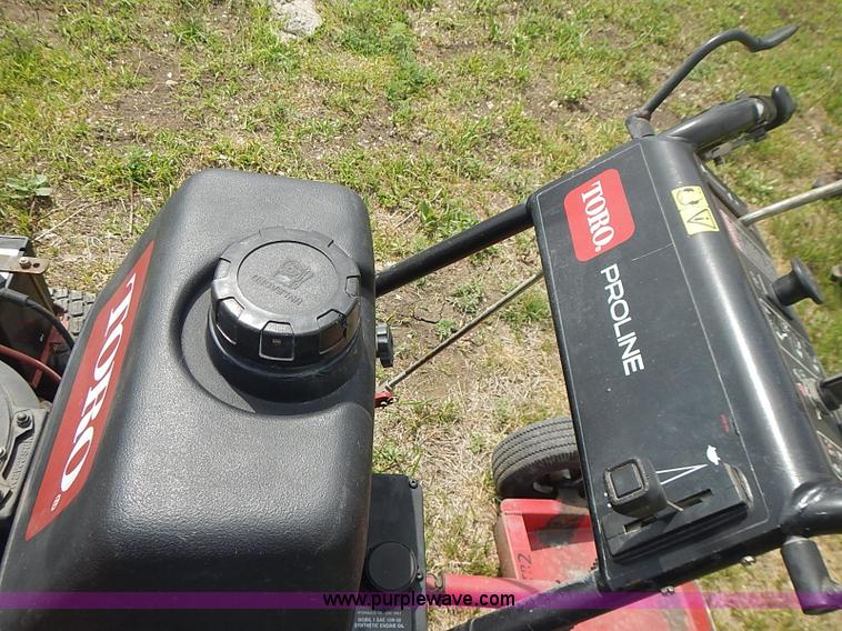image for item AZ9994 2006 Toro Proline 30441 ZTR walk-behind lawn mower