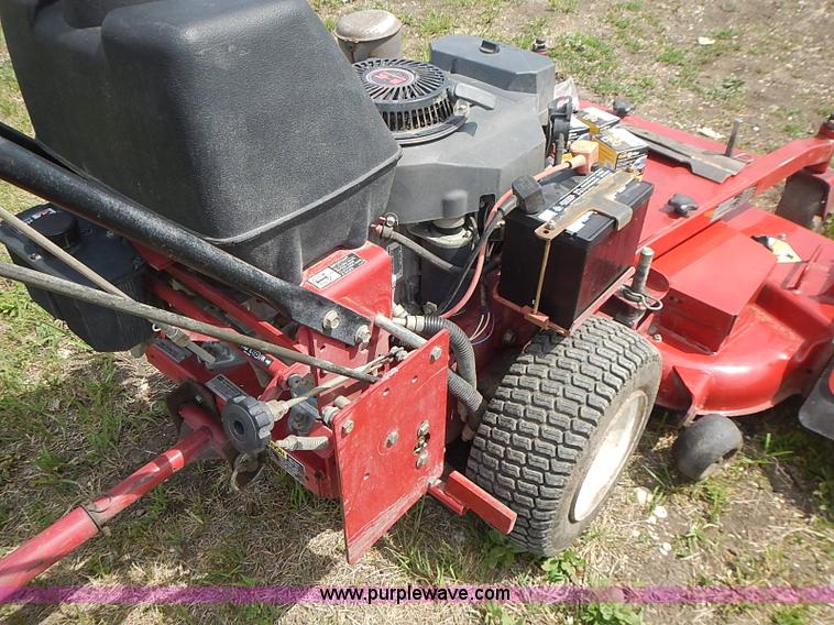 image for item AZ9994 2006 Toro Proline 30441 ZTR walk-behind lawn mower