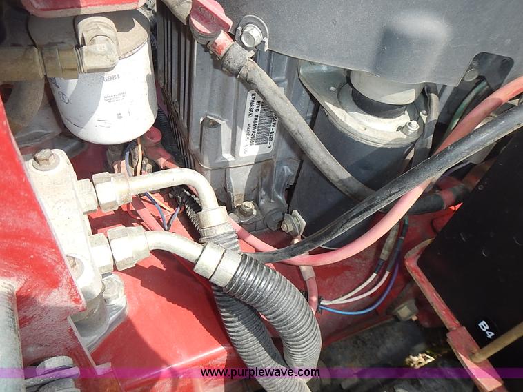 image for item AZ9994 2006 Toro Proline 30441 ZTR walk-behind lawn mower