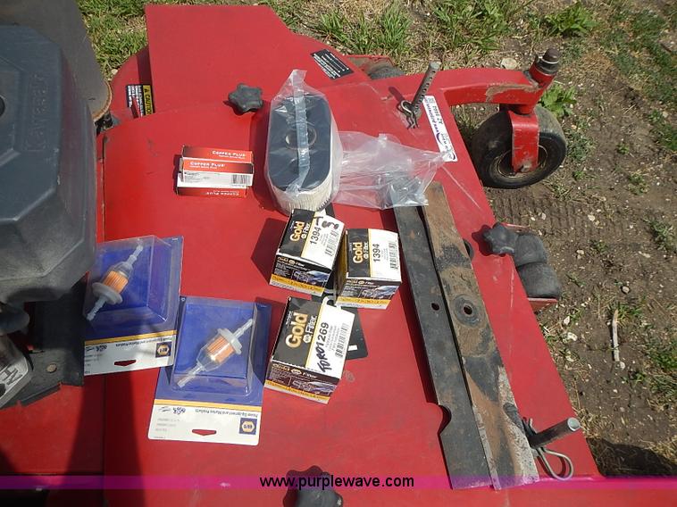 image for item AZ9994 2006 Toro Proline 30441 ZTR walk-behind lawn mower