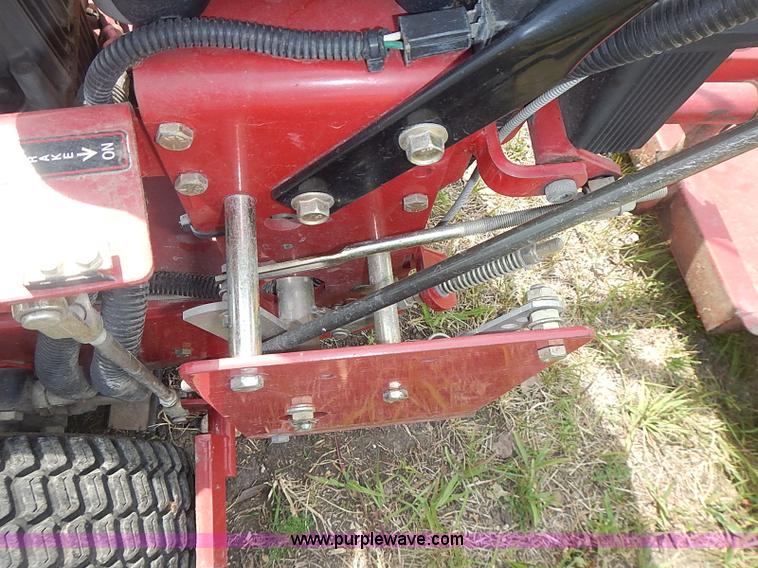 image for item AZ9994 2006 Toro Proline 30441 ZTR walk-behind lawn mower