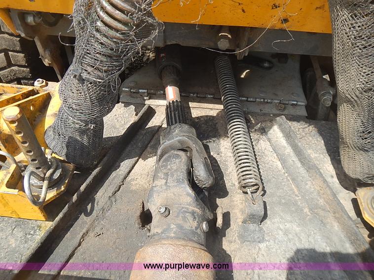 image for item AZ9995 2007 Walker MDDGHS ZTR lawn mower