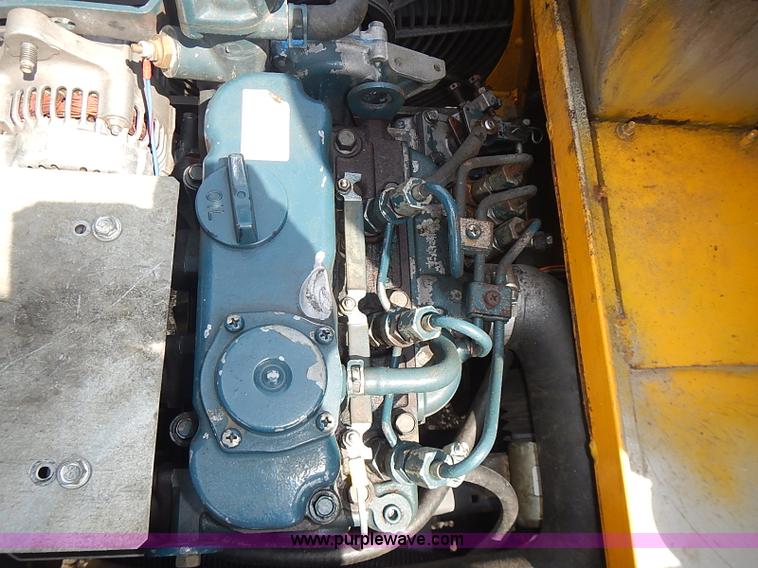 image for item AZ9995 2007 Walker MDDGHS ZTR lawn mower