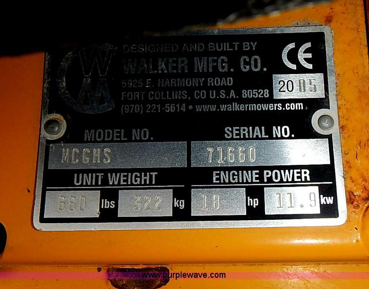 image for item AZ9996 2003 Walker MCGHS ZTR lawn mower