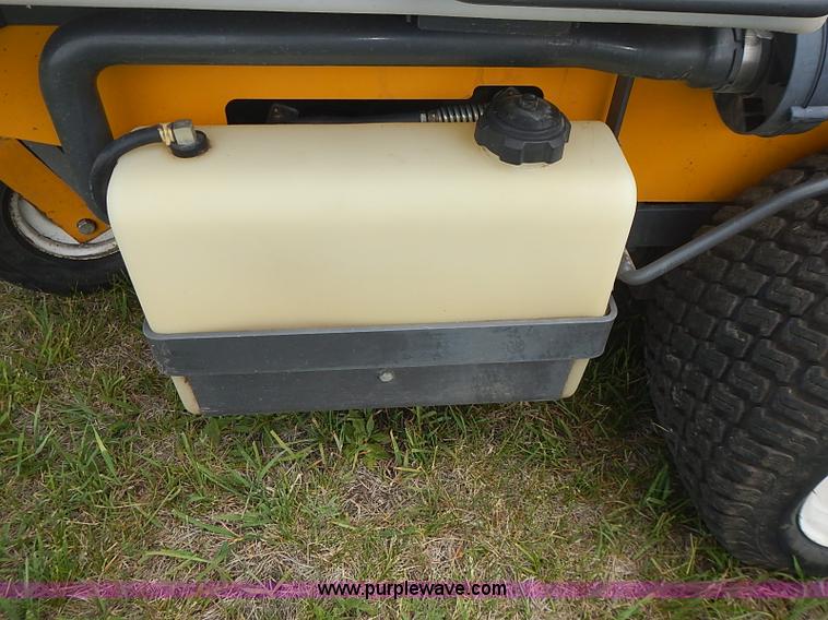 image for item AZ9996 2003 Walker MCGHS ZTR lawn mower