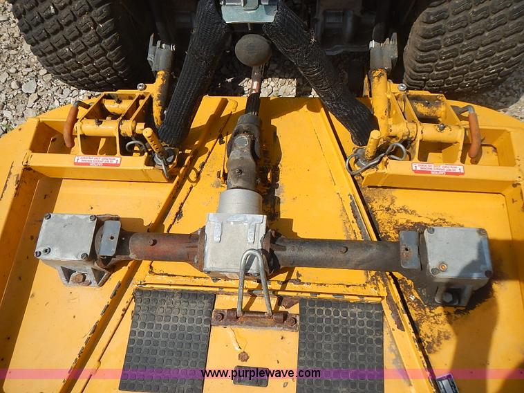 image for item AZ9997 2004 Walker MW ZTR walk-behind lawn mower