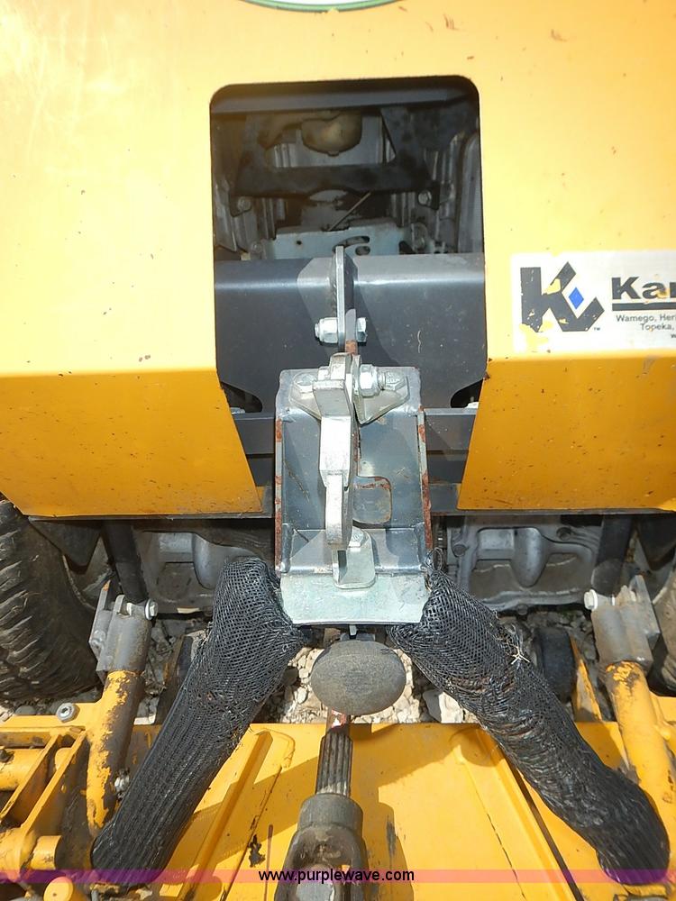 image for item AZ9997 2004 Walker MW ZTR walk-behind lawn mower