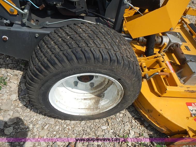 image for item AZ9997 2004 Walker MW ZTR walk-behind lawn mower