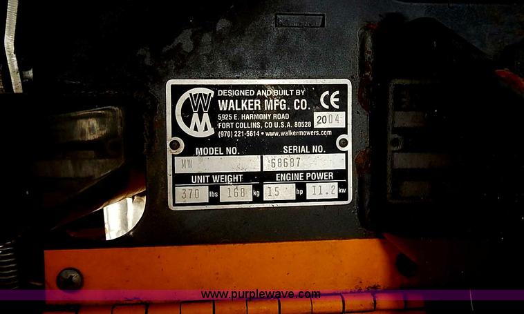 image for item AZ9997 2004 Walker MW ZTR walk-behind lawn mower