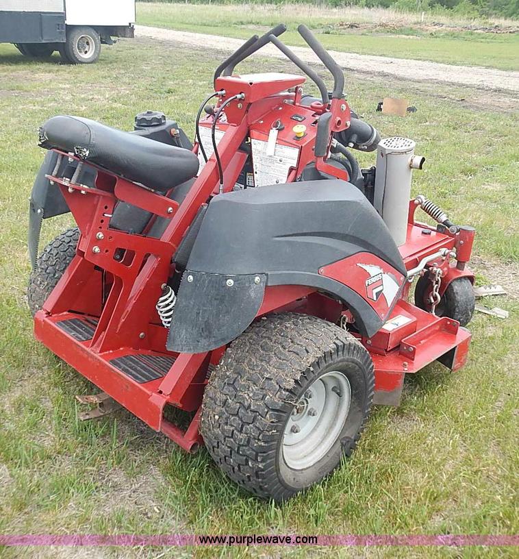 image for item AZ9998 2008 Ferris Evolution lawn mower