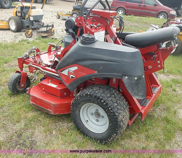 image for item AZ9998 2008 Ferris Evolution lawn mower