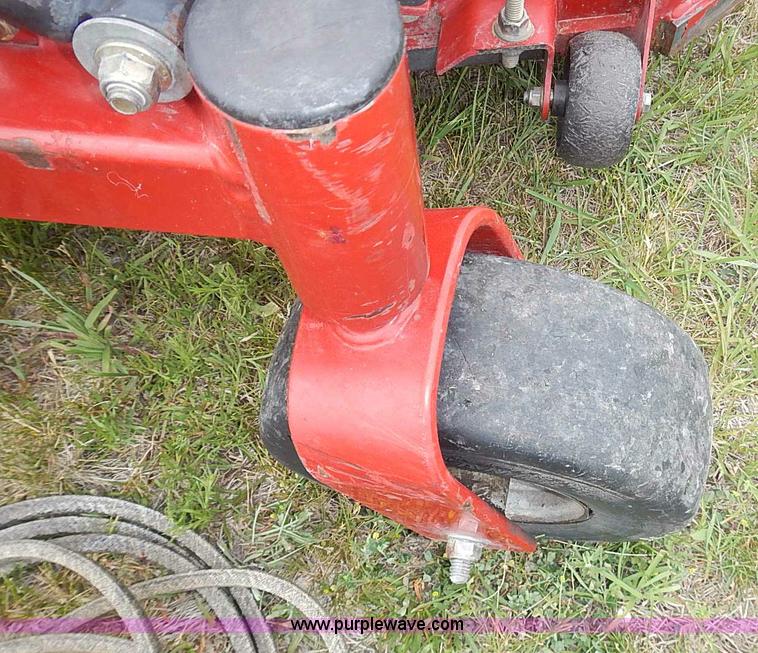 image for item AZ9998 2008 Ferris Evolution lawn mower