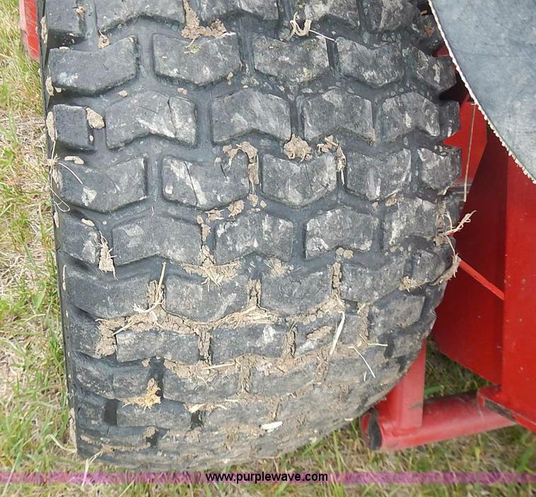 image for item AZ9998 2008 Ferris Evolution lawn mower