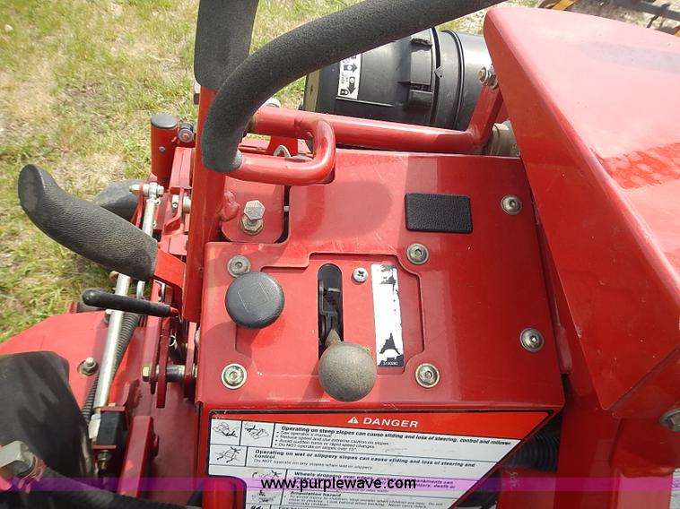 image for item AZ9998 2008 Ferris Evolution lawn mower