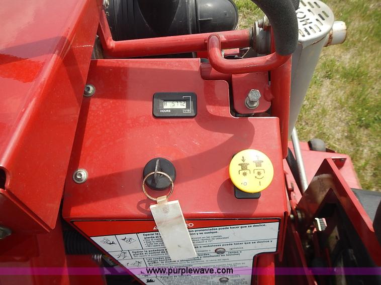 image for item AZ9998 2008 Ferris Evolution lawn mower