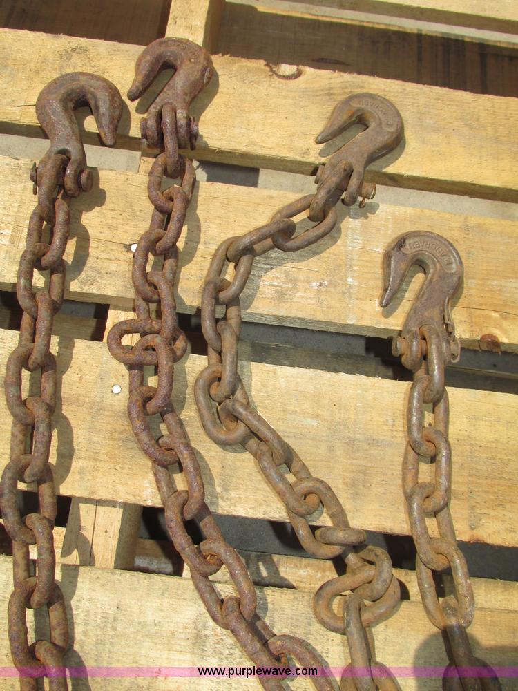 image for item C1988 Assorted chain binders, chains, highway triangles