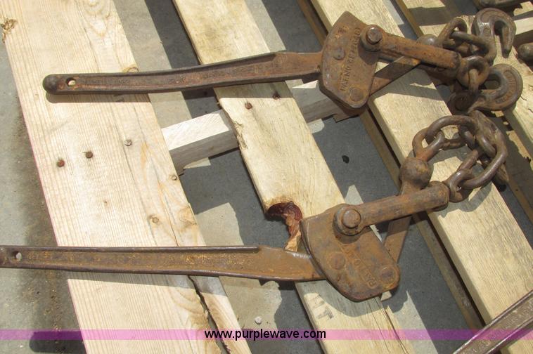 image for item C1989 Assorted chain binders, chains, highway triangles