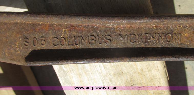 image for item C1989 Assorted chain binders, chains, highway triangles