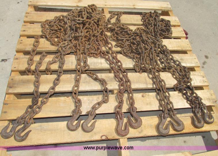 image for item C1989 Assorted chain binders, chains, highway triangles