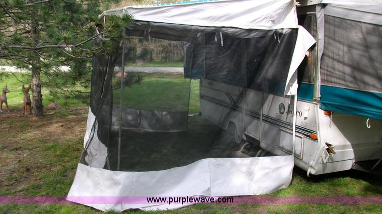 image for item D1010 1996 Jayco 1207 pop up camper
