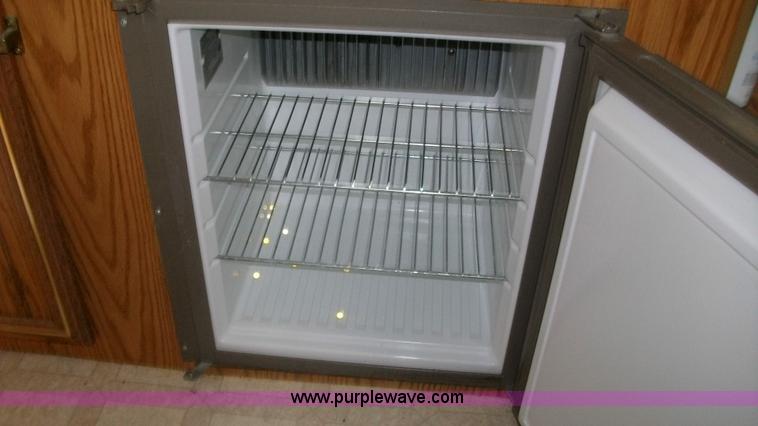 image for item D1010 1996 Jayco 1207 pop up camper