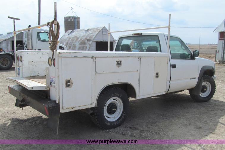 image for item E4696 1998 Chevrolet Cheyenne 2500 utility truck
