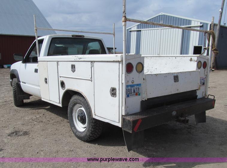 image for item E4696 1998 Chevrolet Cheyenne 2500 utility truck