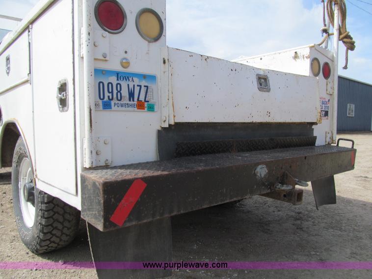 image for item E4696 1998 Chevrolet Cheyenne 2500 utility truck