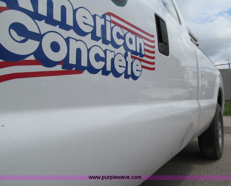 image for item E4893 2005 Ford F250 Super Duty XL SuperCab pickup truck