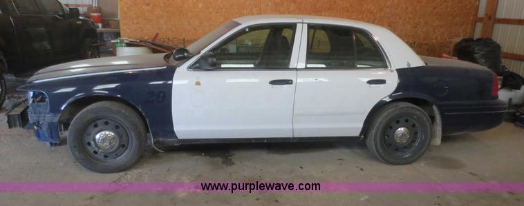 image for item F6959 2007 Ford Crown Victoria Police Interceptor