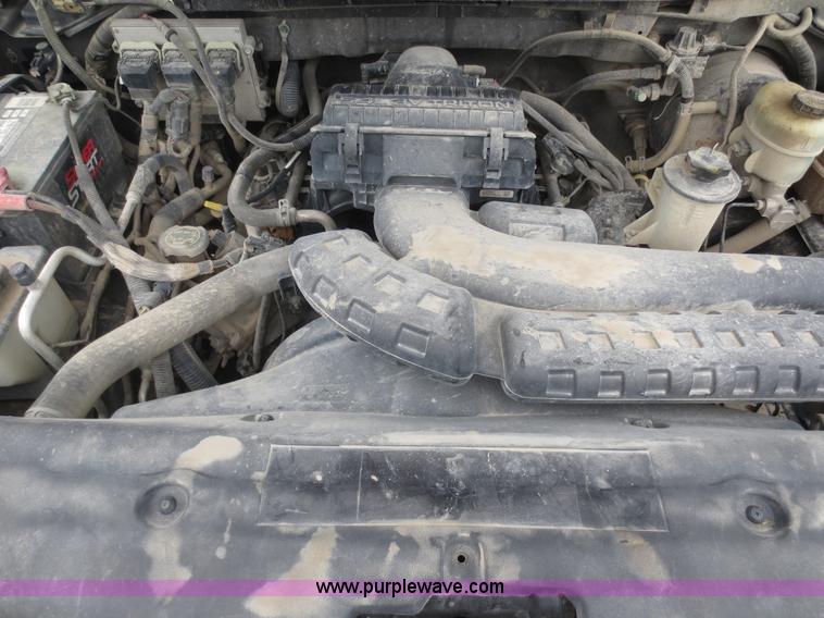 image for item F6960 2005 Ford F150 SuperCrew pickup truck