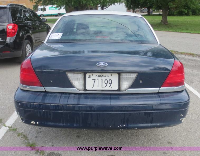 image for item F6961 2007 Ford Crown Victoria Police Interceptor