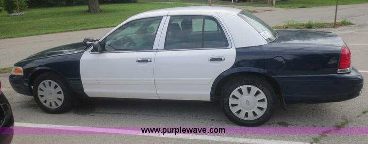 image for item F6961 2007 Ford Crown Victoria Police Interceptor