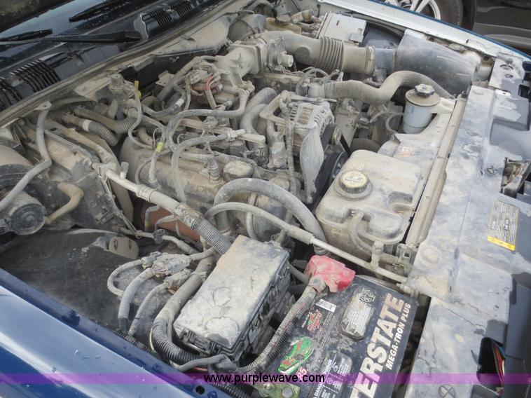 image for item F6961 2007 Ford Crown Victoria Police Interceptor