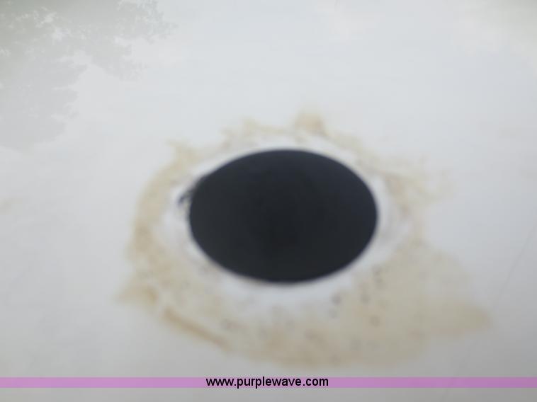 image for item F6962 2010 Ford Crown Victoria Police Interceptor