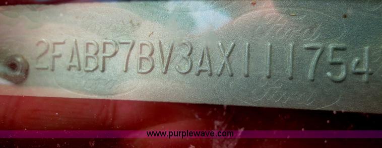 image for item F6962 2010 Ford Crown Victoria Police Interceptor