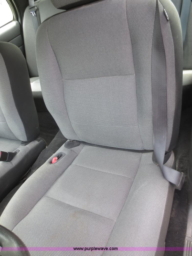 image for item F6962 2010 Ford Crown Victoria Police Interceptor