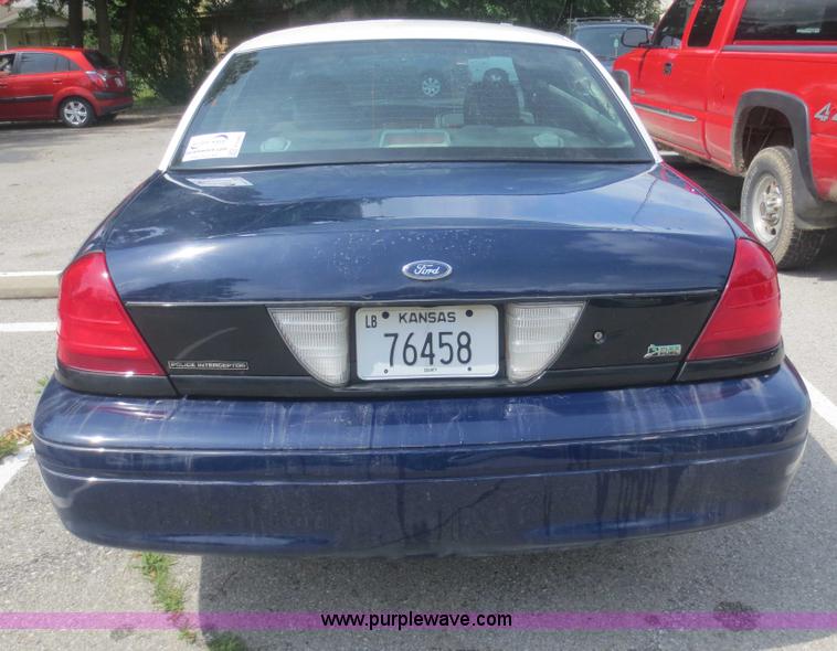 image for item F6963 2010 Ford Crown Victoria Police Interceptor