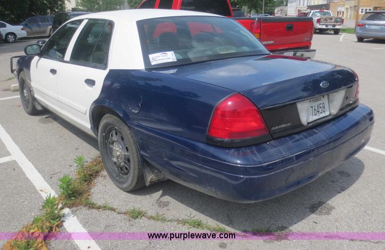 image for item F6963 2010 Ford Crown Victoria Police Interceptor