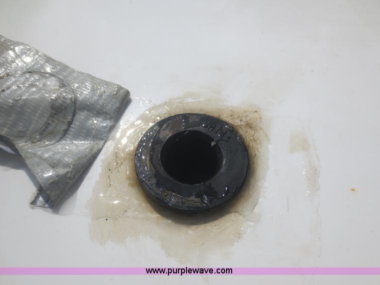 image for item F6963 2010 Ford Crown Victoria Police Interceptor