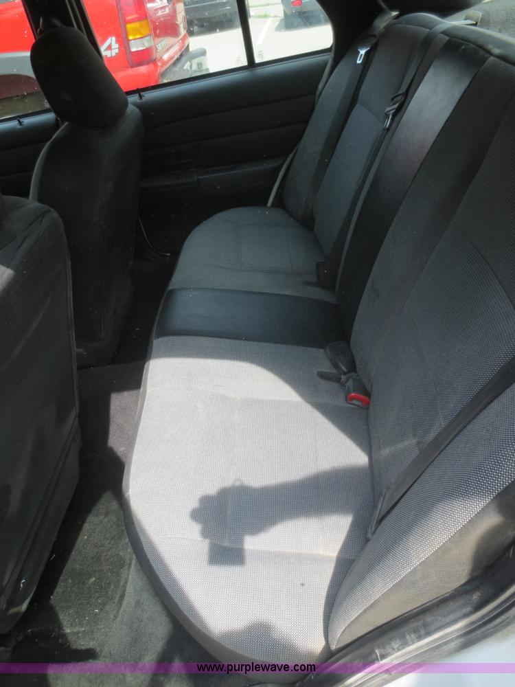 image for item F6963 2010 Ford Crown Victoria Police Interceptor