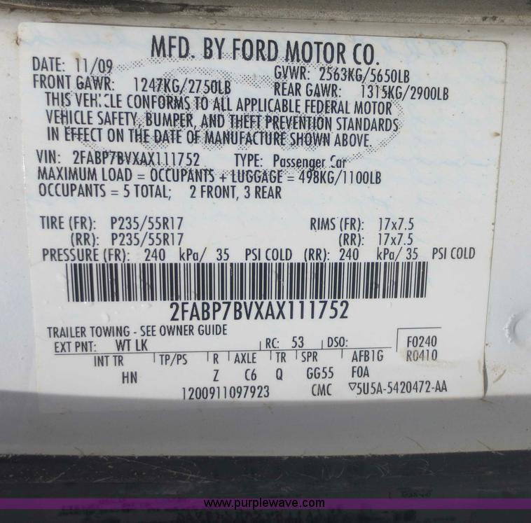 image for item F6963 2010 Ford Crown Victoria Police Interceptor